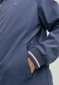 JACK&JONES Premium Klassische - Bomberjacks - Seaborne 10 JACK&JONES Premium Klassische - Bomberjacks - Seaborne -Jack & Jones Verkoopwinkel 1424f3958f1e45f2a6cc0225f3256cb6