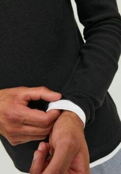 Jack & Jones Klassischer - Trui - Black 11 Jack & Jones Klassischer - Trui - Black -Jack & Jones Verkoopwinkel 4a27fd0e21c3440e854a6cc5f6212b88