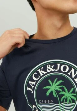 Jack & Jones Crew Neck - T-Shirt Print - Navy Blazer 12 Jack & Jones Crew Neck - T-Shirt Print - Navy Blazer -Jack & Jones Verkoopwinkel 5b752f5b62a54361b70a30fe7e9d0bdf