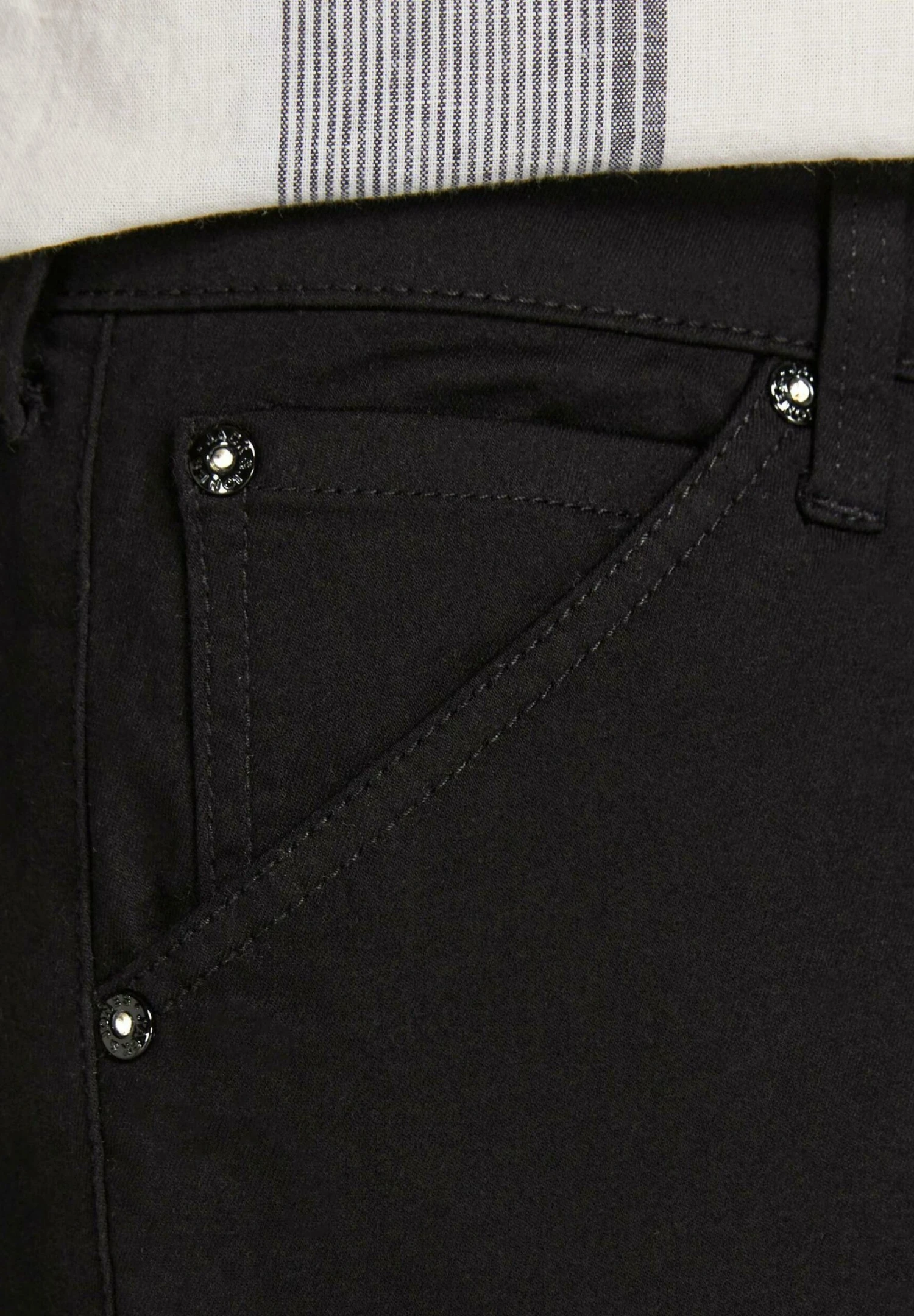 Jack & Jones Unifarbene Dex Mit Cargotaschen - Shorts - Schwarz 6 Jack & Jones Unifarbene Dex Mit Cargotaschen - Shorts - Schwarz - Afbeelding 6