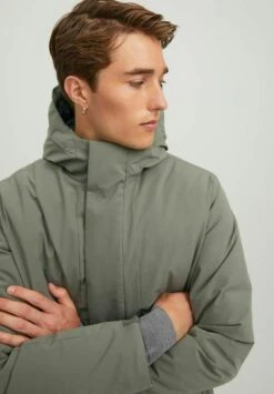 JACK&JONES Premium Jprblatiger- Winterjas - Mulled Basil -Jack & Jones Verkoopwinkel 62d3d2ff0b8a49abac2b21ecd8e03624