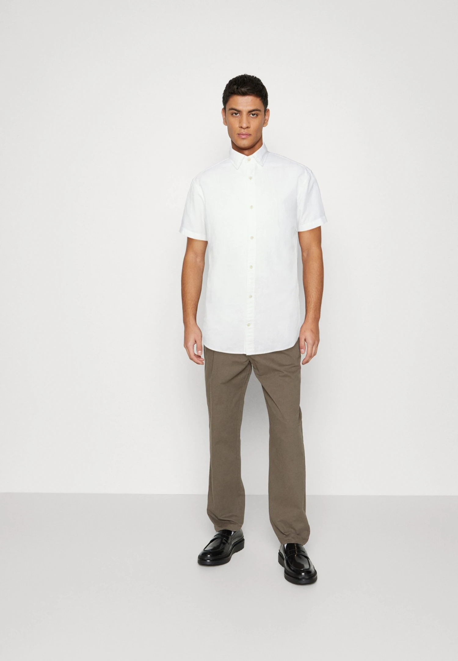 Jack & Jones Jjesummer S/S S23 Sn - Overhemd - White 2 Jack & Jones Jjesummer S/S S23 Sn - Overhemd - White - Afbeelding 2