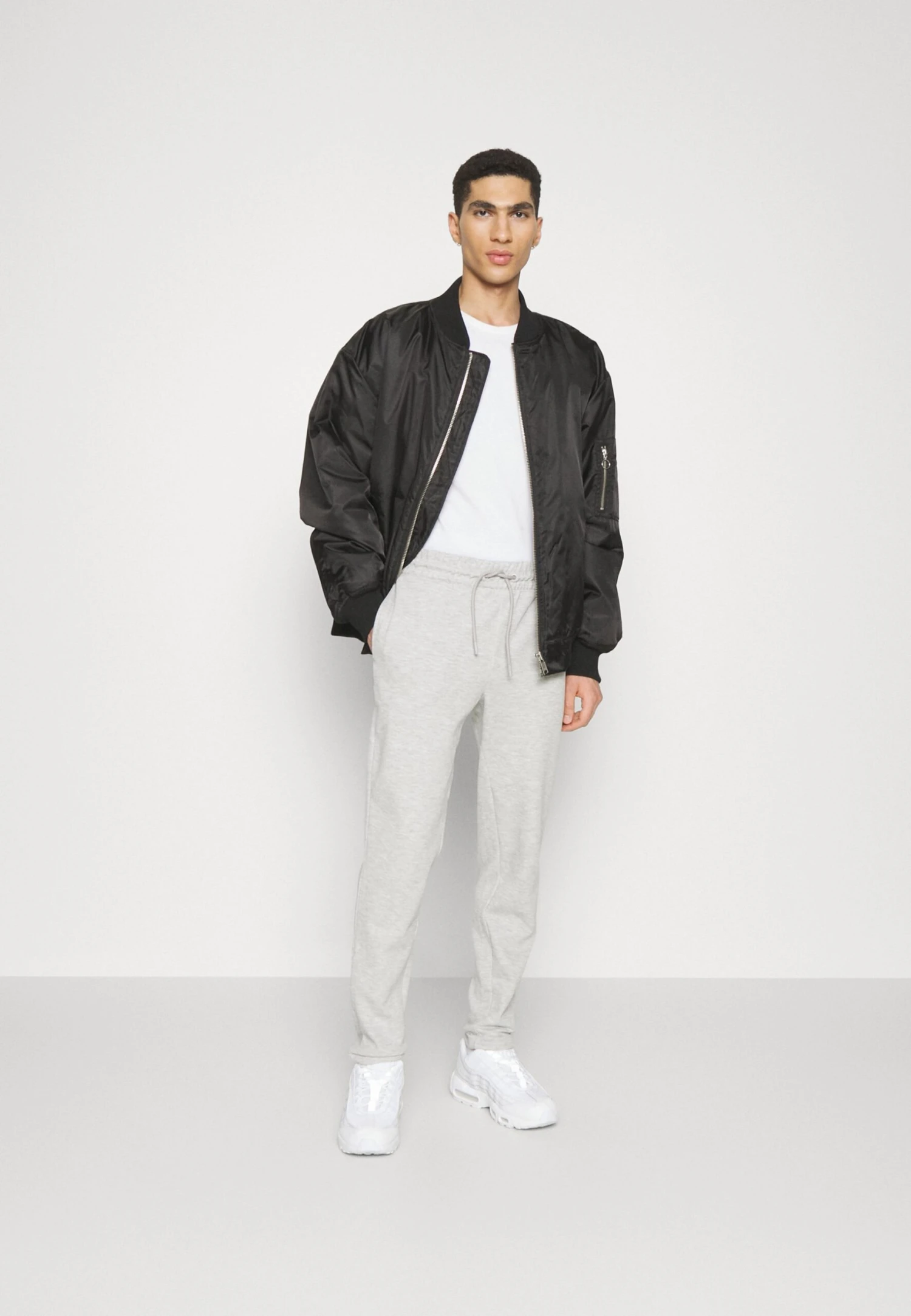 Jack & Jones Jpstace Jjsmart Pants - Trainingsbroek - Light Grey Melange 2 Jack & Jones Jpstace Jjsmart Pants - Trainingsbroek - Light Grey Melange - Afbeelding 2