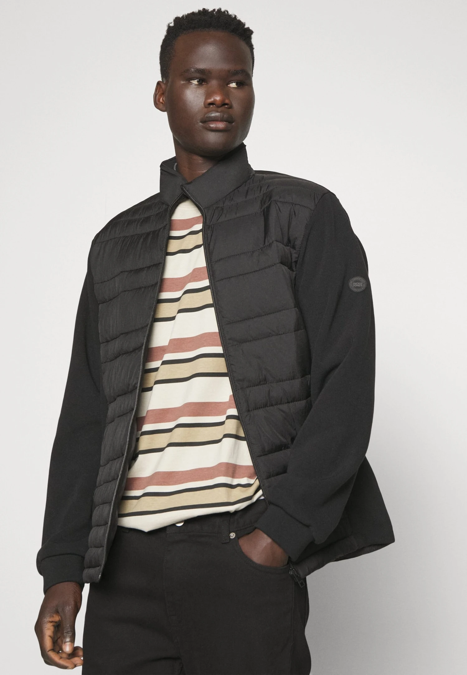 Jack & Jones Jjsanto Hybrid- Lichte Jas - Black 4 Jack & Jones Jjsanto Hybrid- Lichte Jas - Black - Afbeelding 4