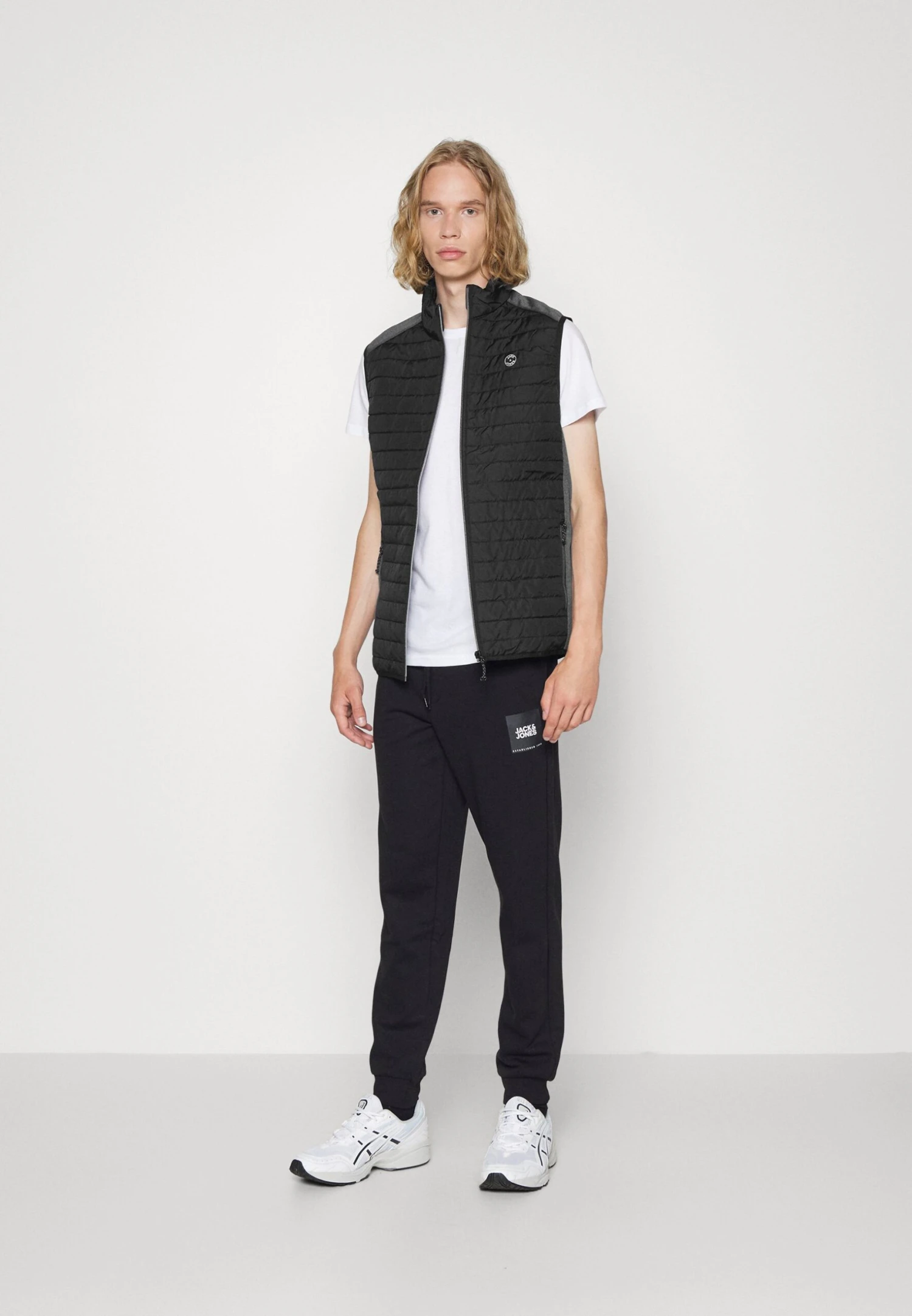 Jack & Jones Multi Bodywarmer Collar Noos - Bodywarmer - Black/Grey Melange 2 Jack & Jones Multi Bodywarmer Collar Noos - Bodywarmer - Black/Grey Melange - Afbeelding 2