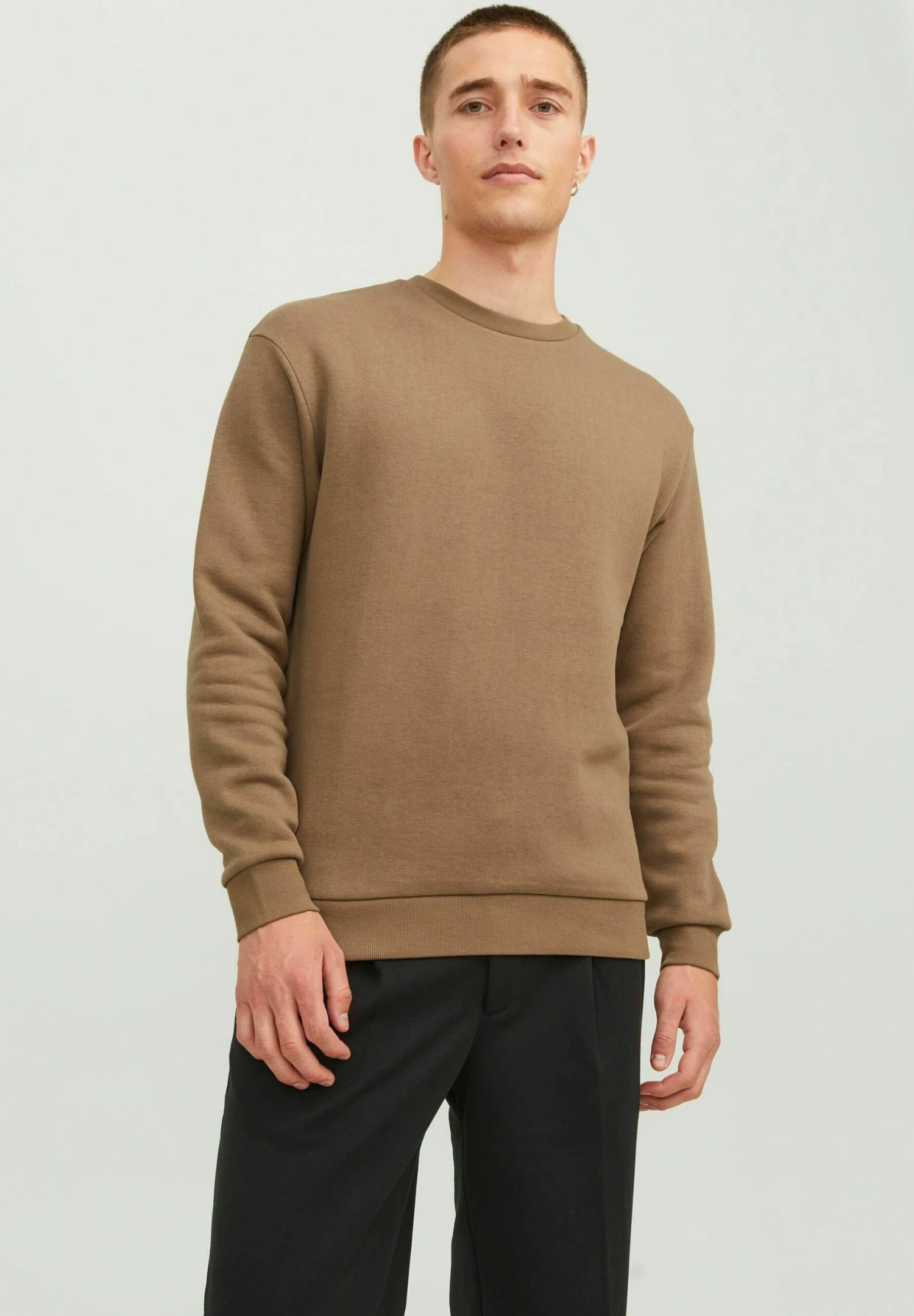 Jack & Jones Jjebradley Crew Noos - Sweater - Otter 1 Jack & Jones Jjebradley Crew Noos - Sweater - Otter