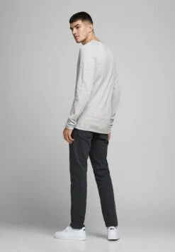 Jack & Jones JjehillCrew Neck Noos - Trui - Light Grey Melange -Jack & Jones Verkoopwinkel e4cc3878a3a94562b21db5416558fb24