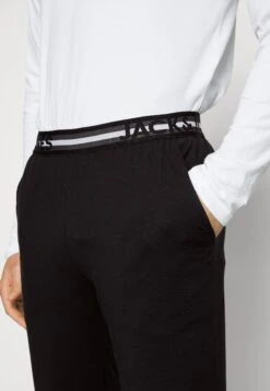 Jack & Jones Jacbasic Logo Tee And Lougepants Set - Pyjama - White/Black -Jack & Jones Verkoopwinkel f38cf51e4c1c463da4b98f5626ed836e